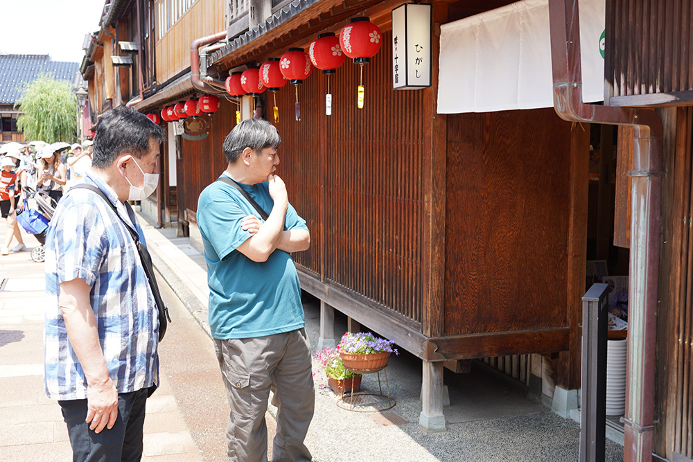 ひがし茶屋街