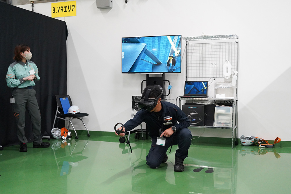 VR