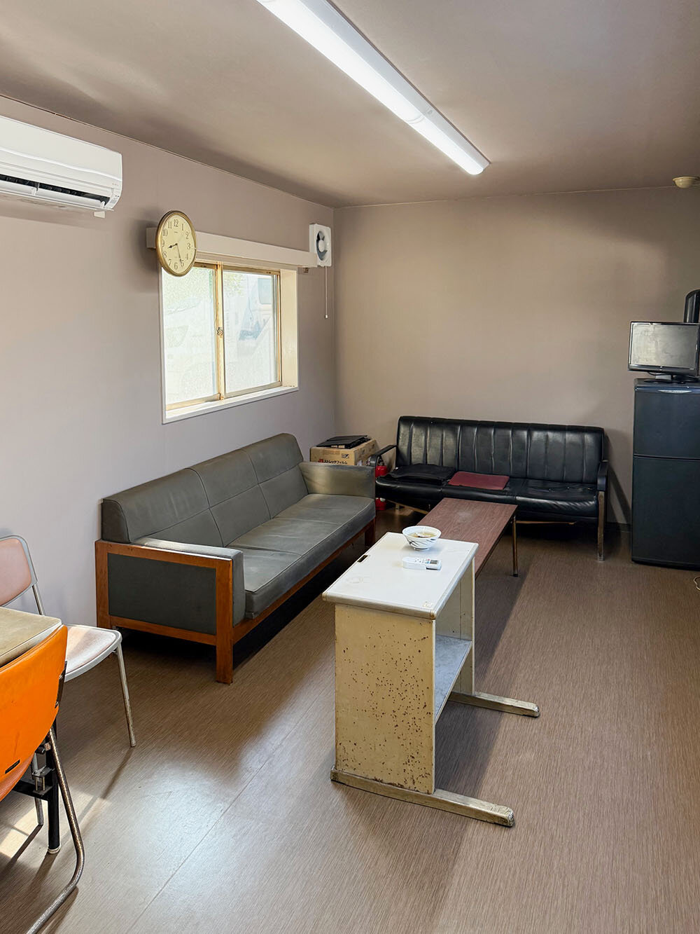 After(喫煙室の休憩スペース)